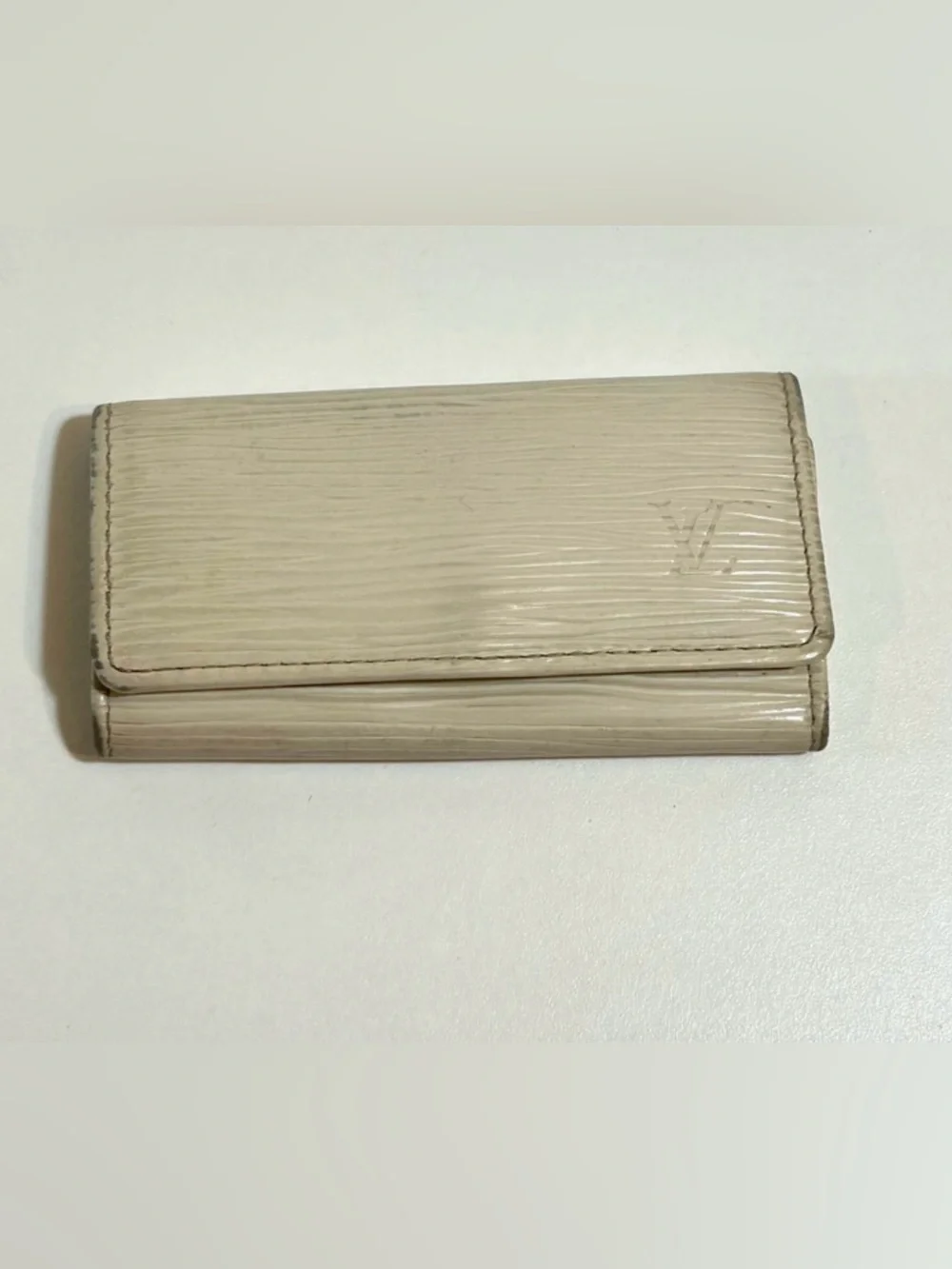 Louis Vuitton Cream Epi Leather Key Holder
